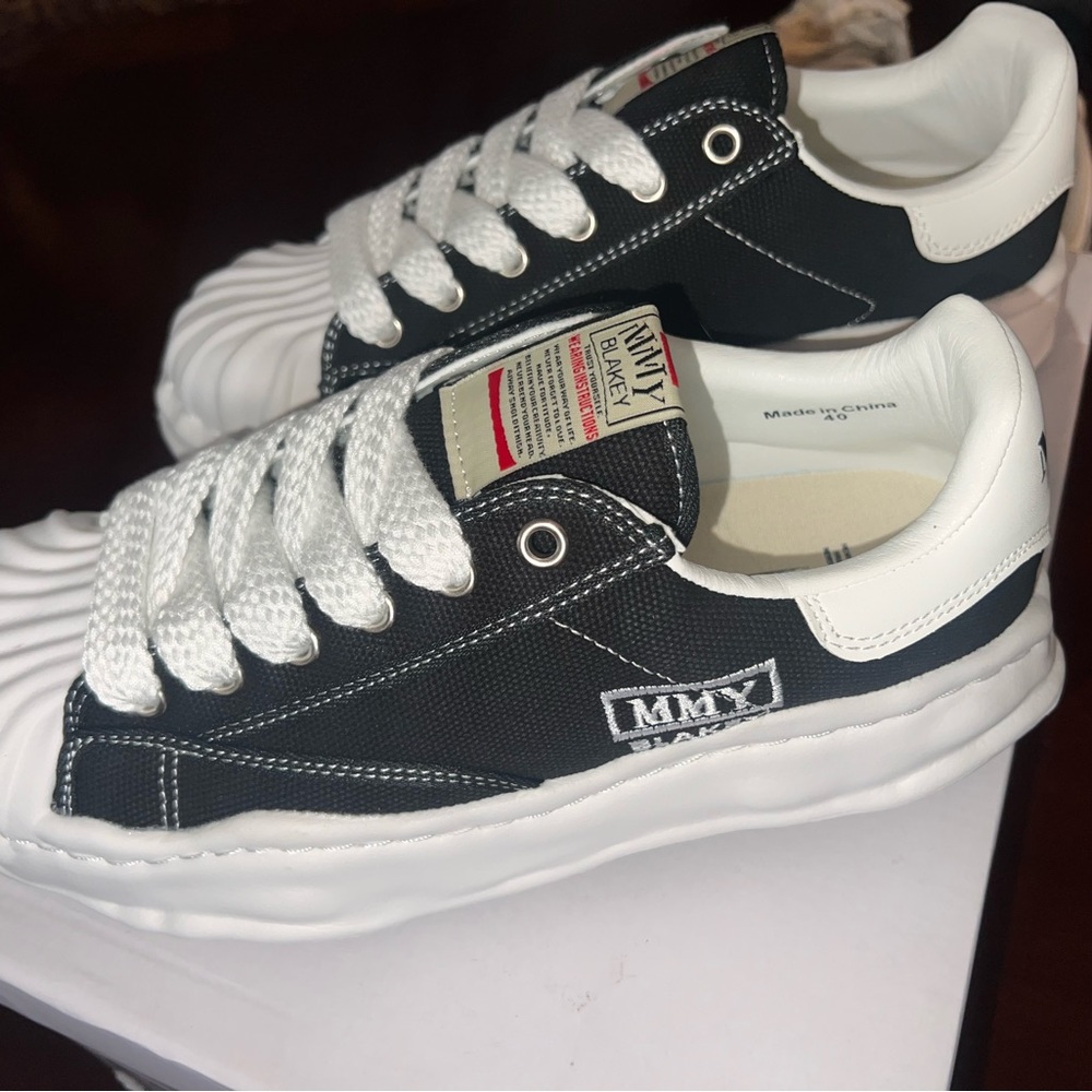 MAISON MIHARA YASUHIRO • SNEAKERS